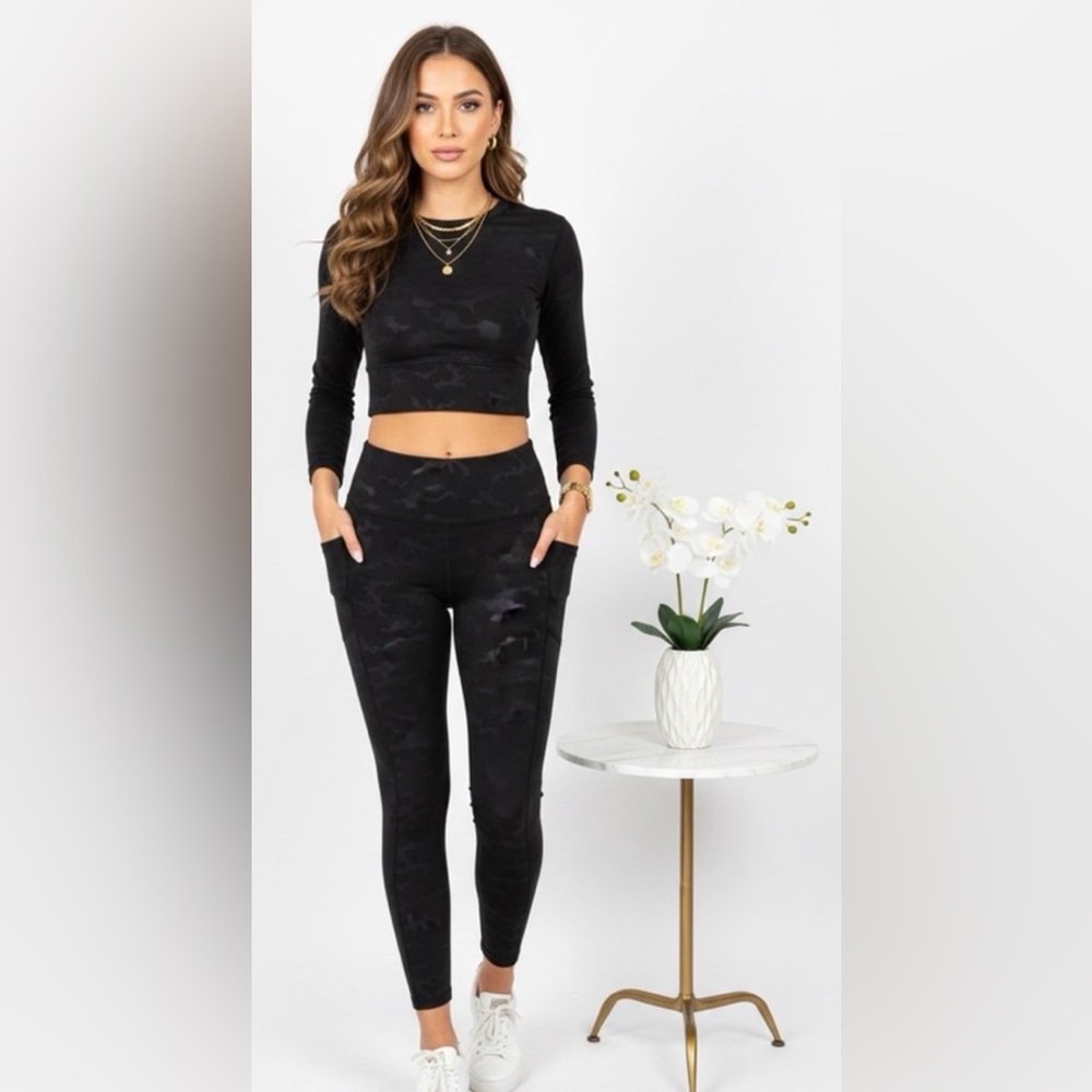 MOVE THEOLOGY /Yoga Black Leggings